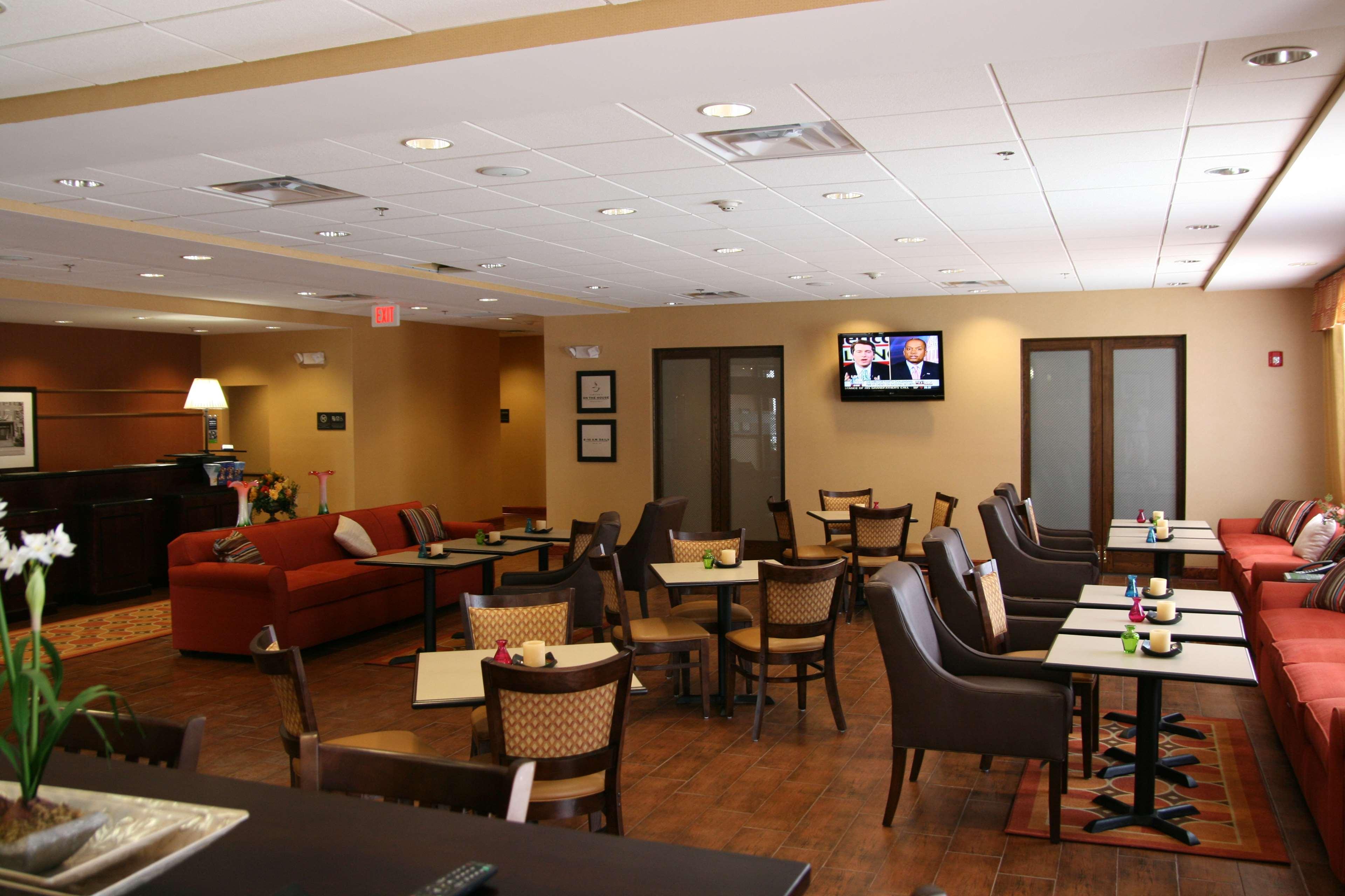 Hampton Inn Kingsland Eksteriør billede