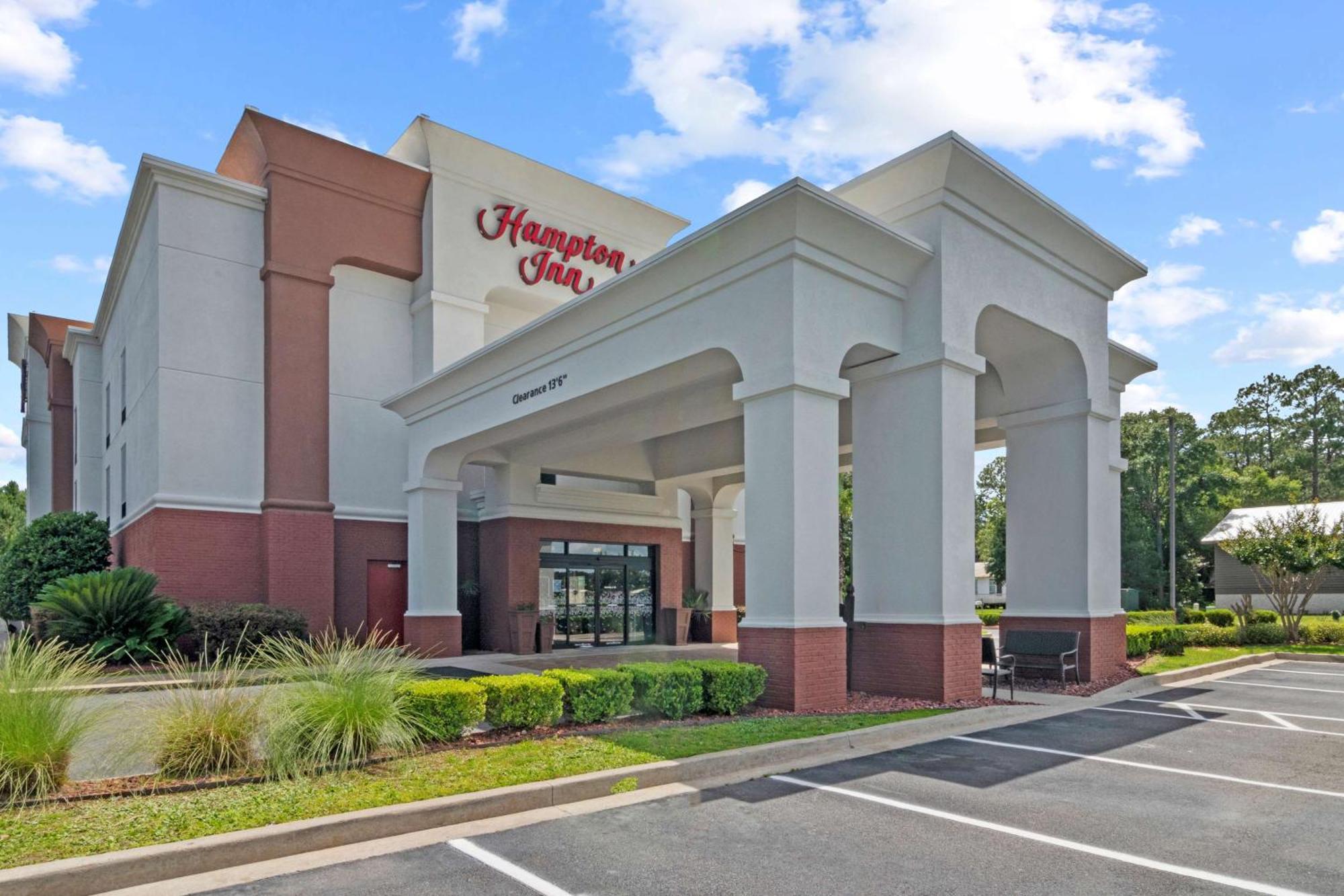 Hampton Inn Kingsland Eksteriør billede