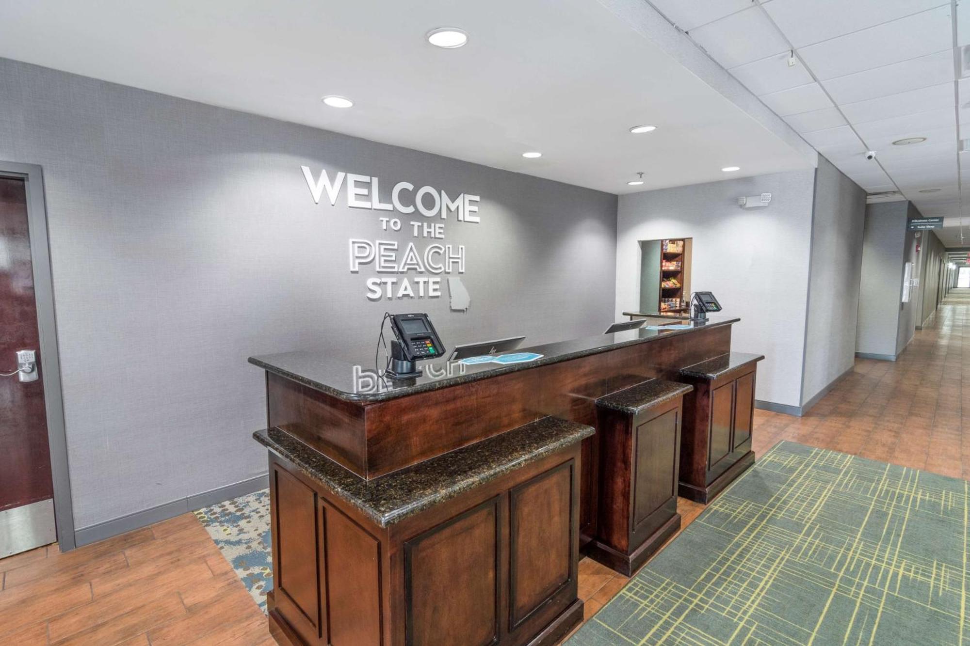 Hampton Inn Kingsland Eksteriør billede