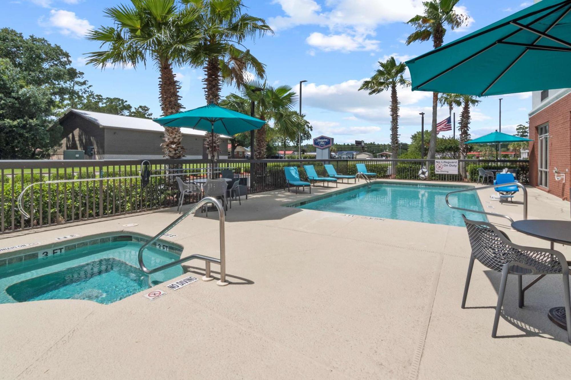 Hampton Inn Kingsland Eksteriør billede